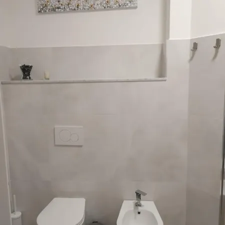 Live & Apartment *